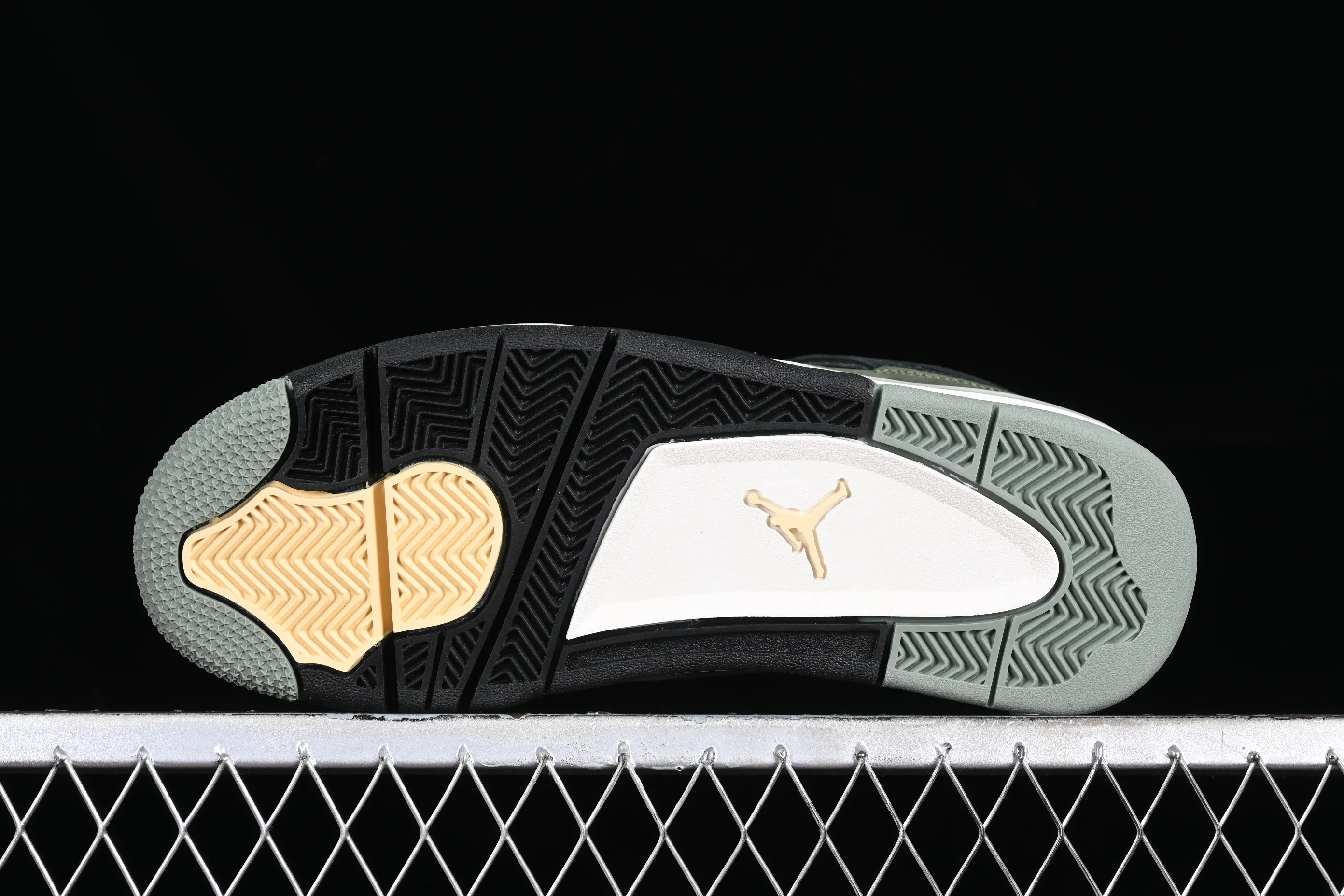 All categories Air Jordan Jordan series basketball shoes Air Jordan 4 GX foreign trade version Air Jordan 4 SE Craft "Medium Olive" AJ4 Joe 4 olive green FB9927-200
